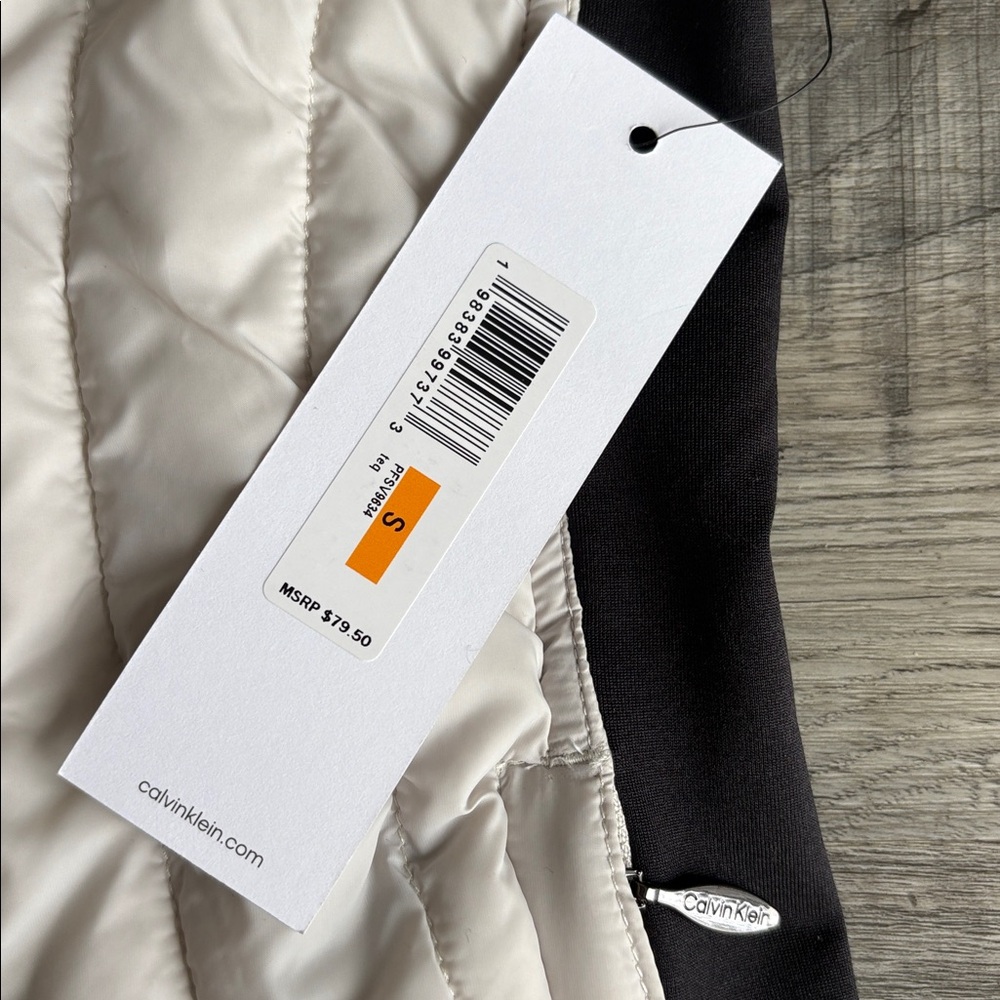 Calvin Klein performance water repellent puffer vest NWT - Picture 9 of 11